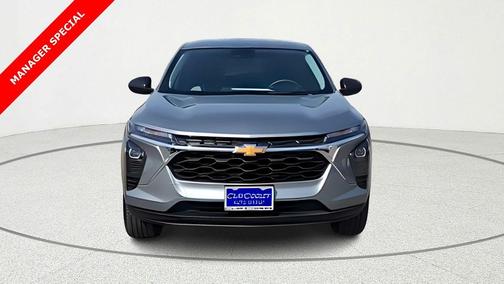 Sterling Gray Metallic 2024 Chevrolet Trax LS