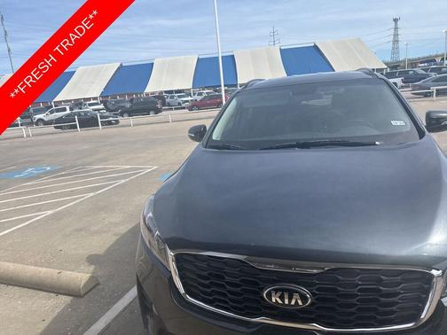 2020 Kia Sorento S