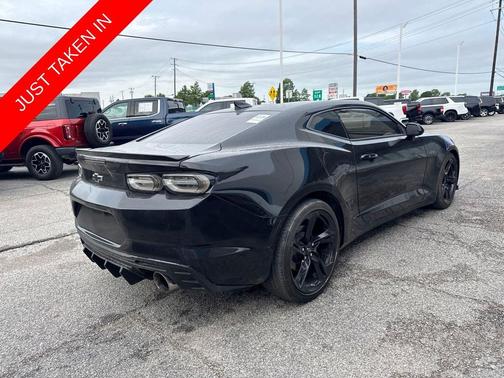 Black 2021 Chevrolet Camaro RWD Coupe LT1