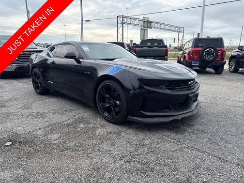 Black 2021 Chevrolet Camaro RWD Coupe LT1