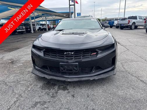 Black 2021 Chevrolet Camaro RWD Coupe LT1