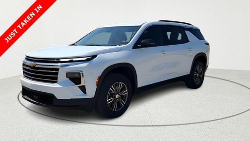 Summit White 2025 Chevrolet Traverse LT