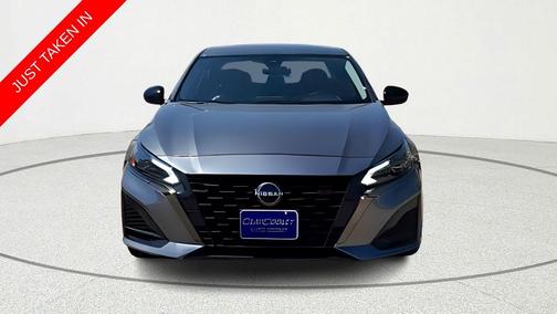 Gun Metallic 2023 Nissan Altima SR FWD