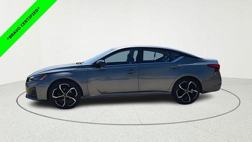 Gun Metallic 2023 Nissan Altima SR FWD