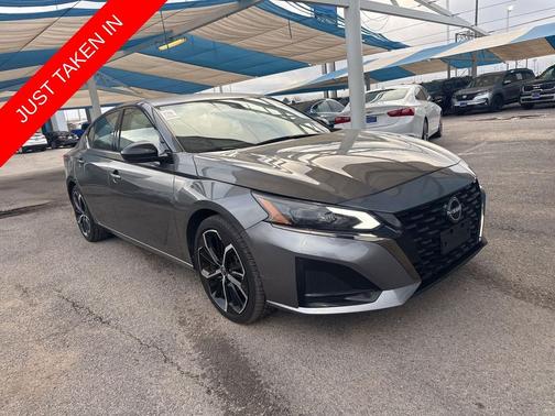 2023 Nissan Altima SR FWD