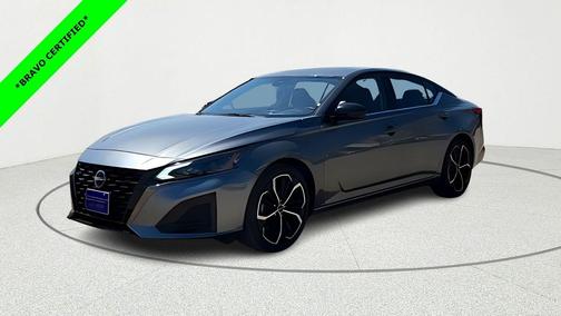 Gun Metallic 2023 Nissan Altima SR FWD