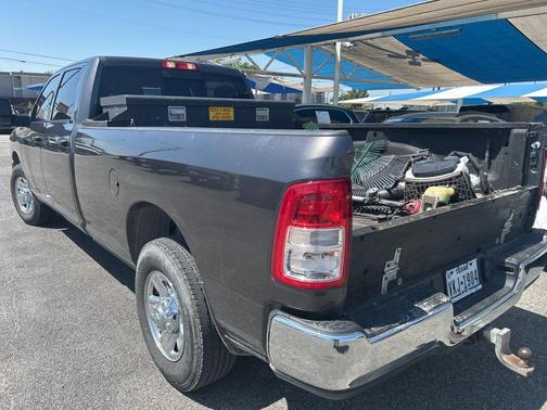 2024 RAM 2500 Tradesman Crew Cab 4x2 8' Box