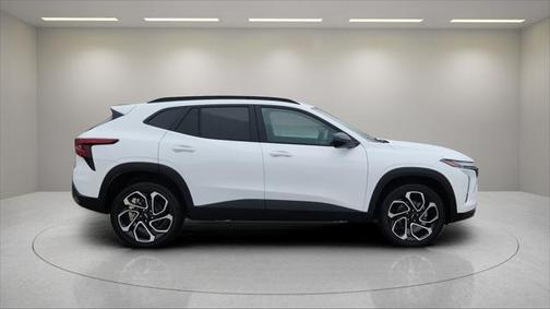 2025 Chevrolet Trax FWD 2RS