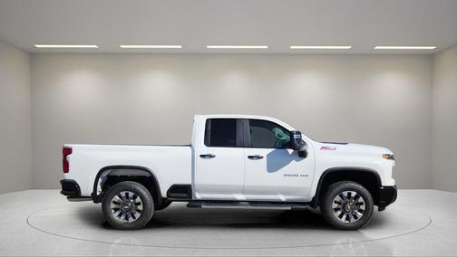 2026 Chevrolet Silverado 2500 Custom