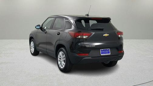 Mosaic Black Metallic 2026 Chevrolet Trailblazer LS