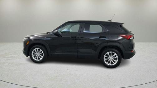 Mosaic Black Metallic 2026 Chevrolet Trailblazer LS
