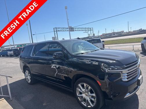 2024 Chevrolet Suburban 4WD High Country