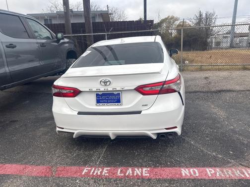 2019 Toyota Camry SE