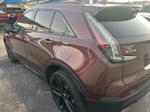 2023 Cadillac XT4 Sport