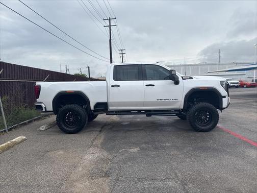 2024 GMC Sierra 2500 Denali