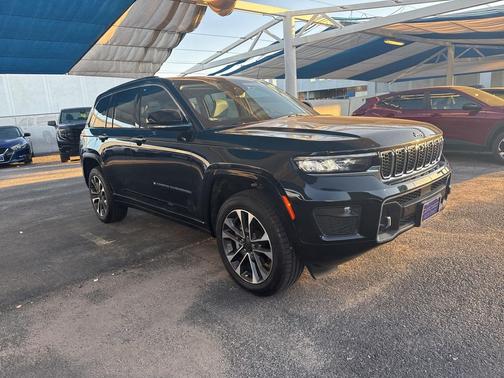 2023 Jeep Grand Cherokee Overland