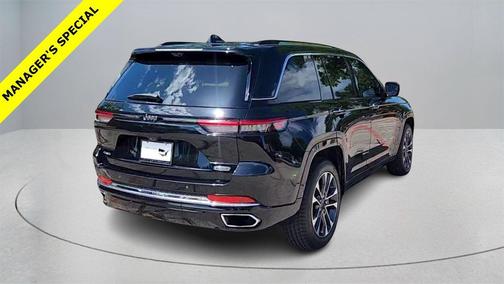 2023 Jeep Grand Cherokee Overland