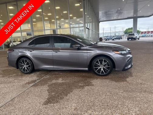 Gray 2024 Toyota Camry SE