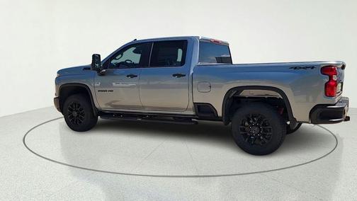 Sterling Gray Metallic 2026 Chevrolet Silverado 2500 Custom