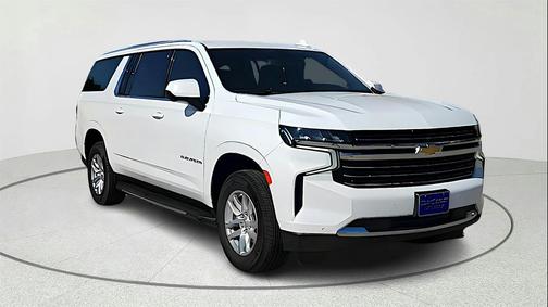 2022 Chevrolet Suburban LT