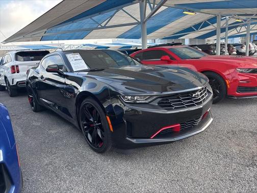 2022 Chevrolet Camaro RWD Coupe LT1