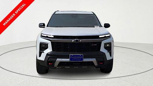 Polar White Tricoat 2026 Chevrolet Traverse AWD Z71
