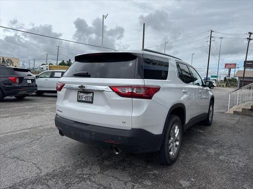 2021 Chevrolet Traverse LT Cloth