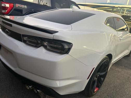 2022 Chevrolet Camaro RWD Coupe LT1