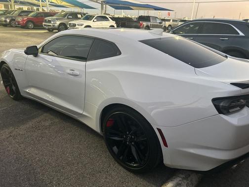 2022 Chevrolet Camaro RWD Coupe LT1