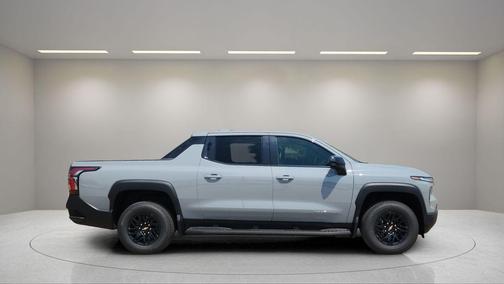 2026 Chevrolet Silverado EV LT