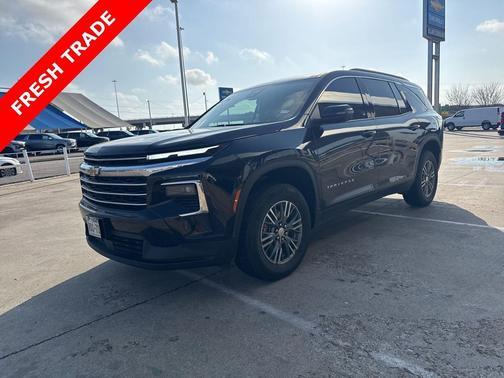 2024 Chevrolet Traverse LT