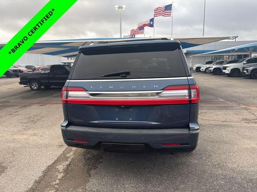 2019 Lincoln Navigator Select