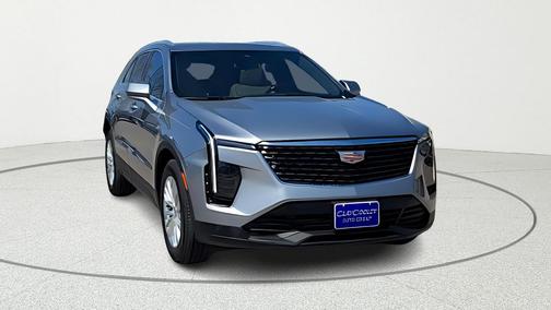 Argent Silver Metallic 2024 Cadillac XT4 Luxury