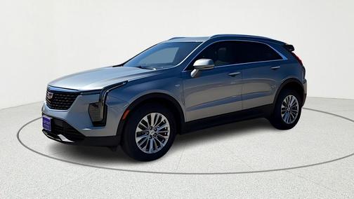 Argent Silver Metallic 2024 Cadillac XT4 Luxury
