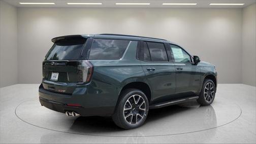2025 Chevrolet Tahoe 4WD RST