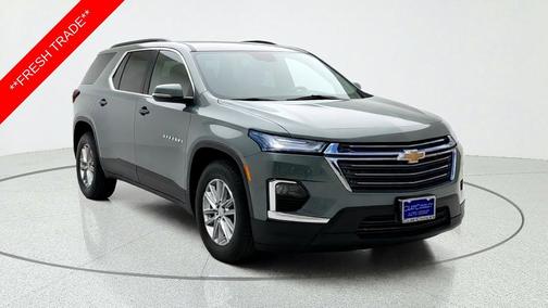 Silver Sage Metallic 2023 Chevrolet Traverse LT Cloth