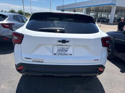 2025 Chevrolet Trax FWD 1RS