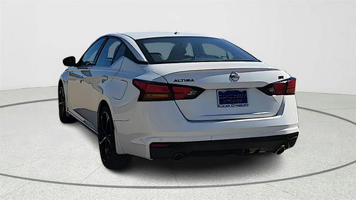 2024 Nissan Altima SR FWD