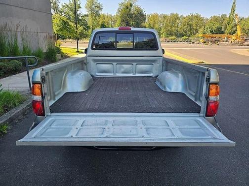 2004 Toyota Tacoma Base