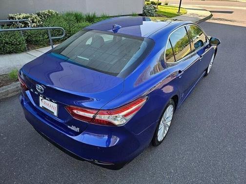 2018 Toyota Camry Hybrid XLE