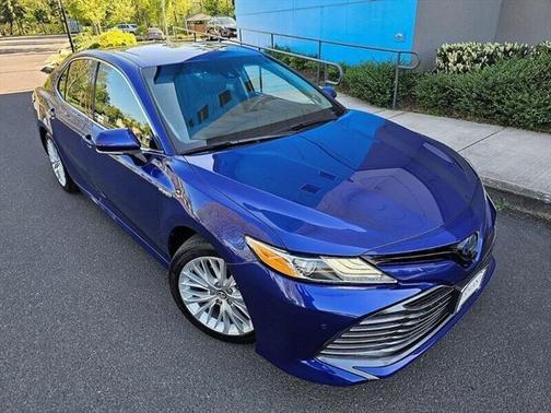 2018 Toyota Camry Hybrid XLE