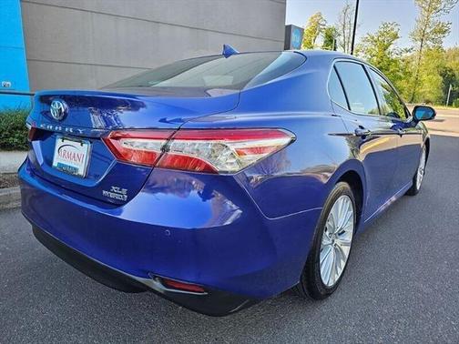 2018 Toyota Camry Hybrid XLE