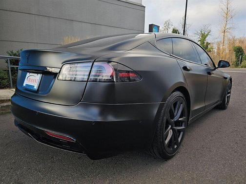 2023 Tesla Model S AWD w/ Matte Black Wrap