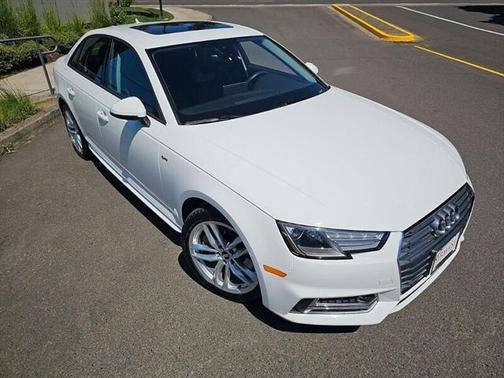 2017 Audi A4 Season of Audi Premium