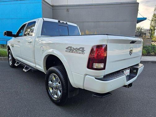 2018 RAM 2500 Laramie Crew Cab 4x4 6'4' Box