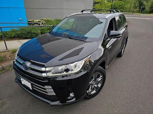 2019 Toyota Highlander Hybrid Platinum