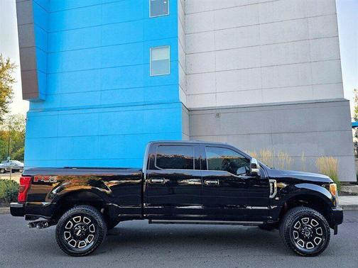 2017 Ford F-350 Platinum