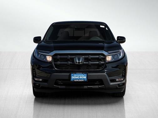 Crystal Black Pearl 2026 Honda Ridgeline RTL