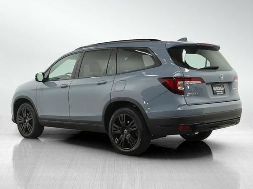 2022 Honda Pilot Black Edition