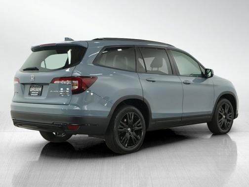 2022 Honda Pilot Black Edition